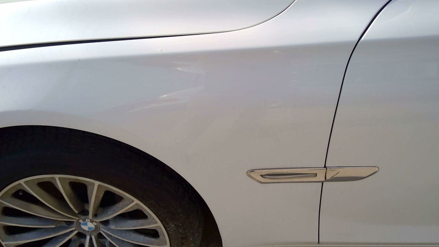 Fender BMW 750 SERIES Left 09 10 11 12 13 14 15