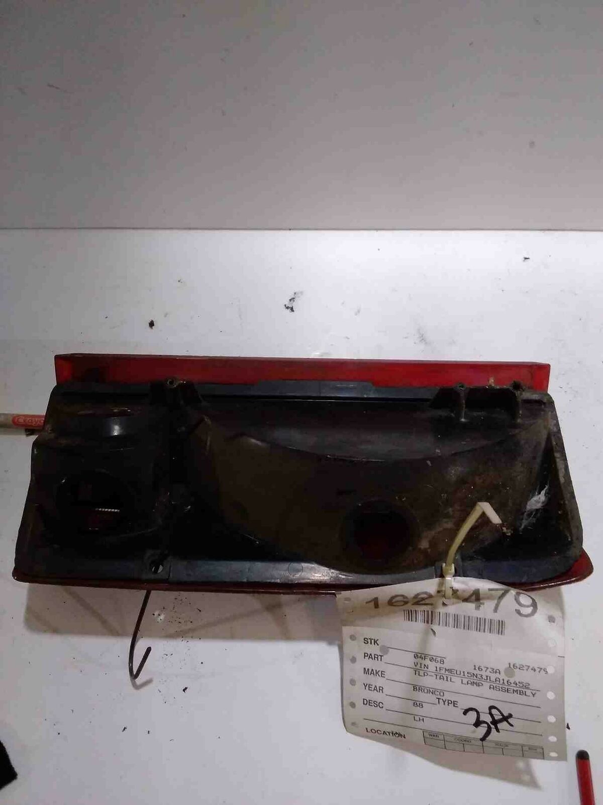 Tail Light Assembly FORD BRONCO Left 87 88 89 90 91 92 93 94 95 96 97