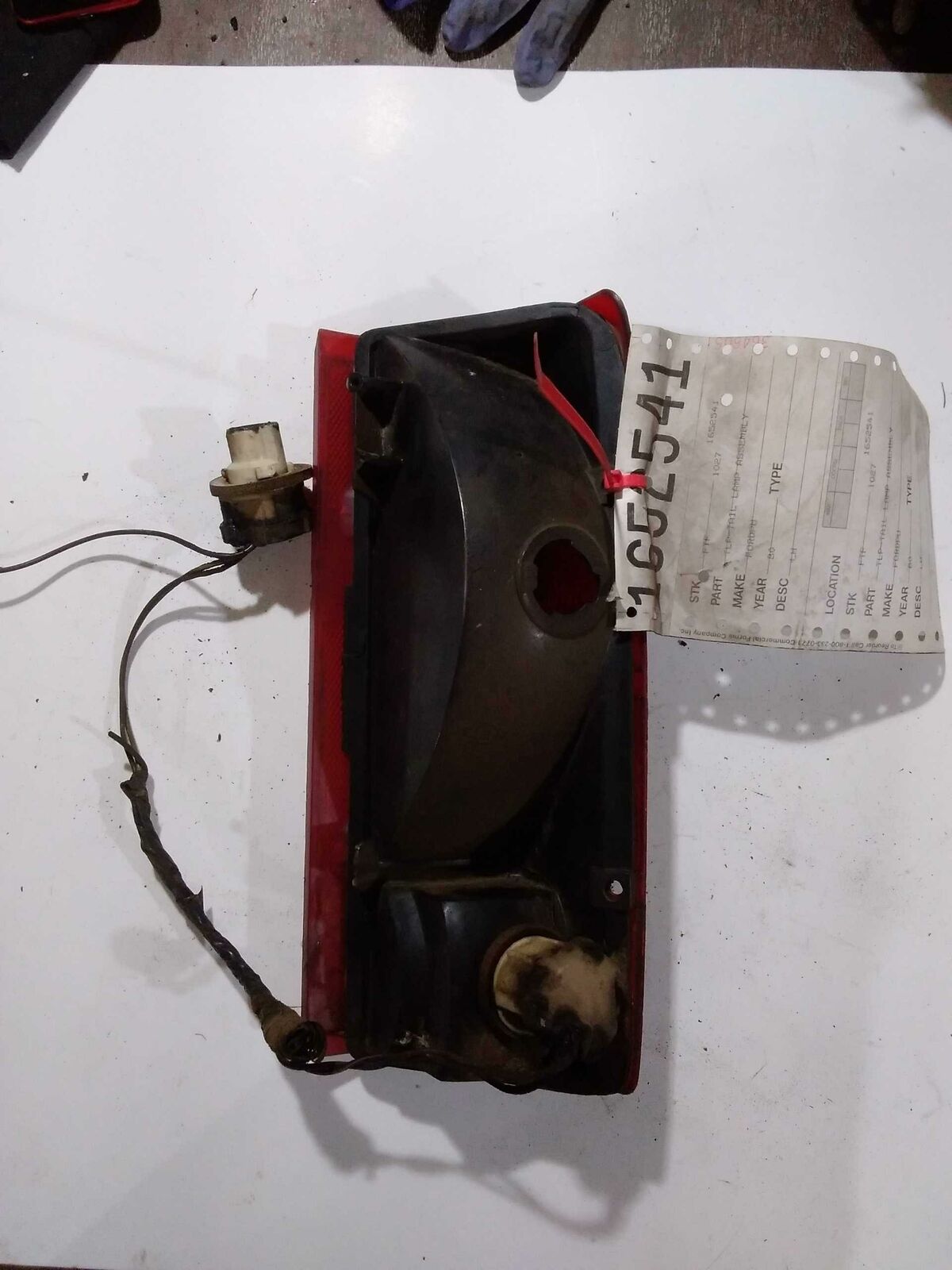 Tail Light Assembly FORD PICKUP (FULL SIZE) Left 80