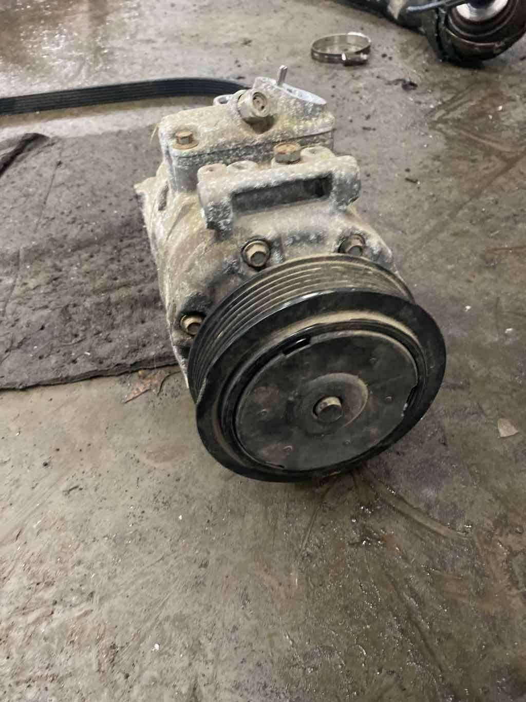A/c Air Compressor VW GOLF GTI 10 11 12 13 14