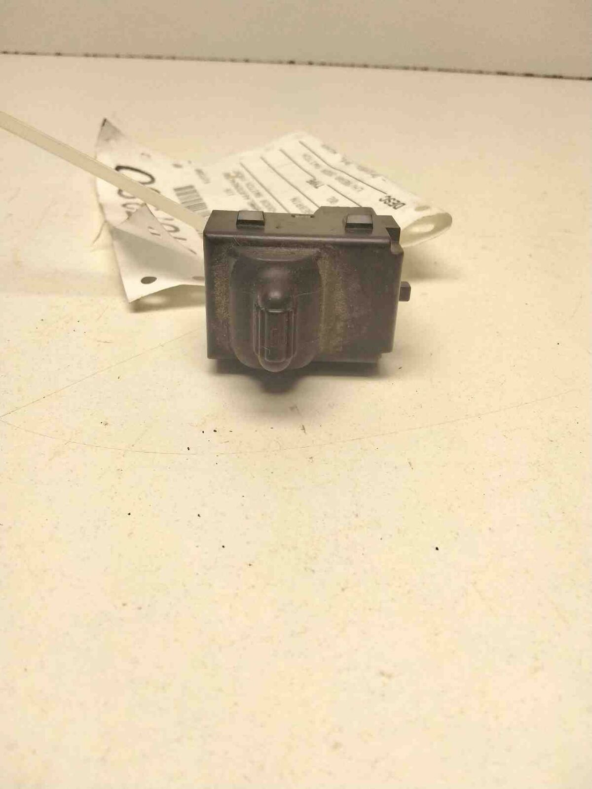 Door Switch Front CHRYSLER SEBRING 01 02 03