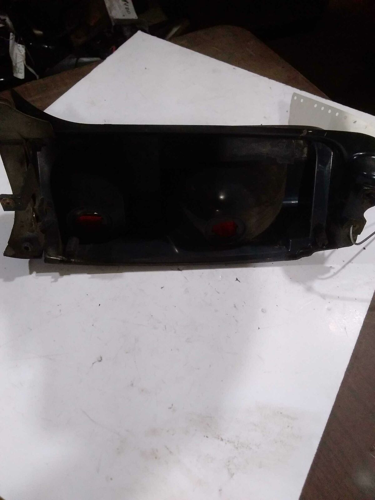 Tail Light Assembly DODGE CARAVAN Left 84 85 86