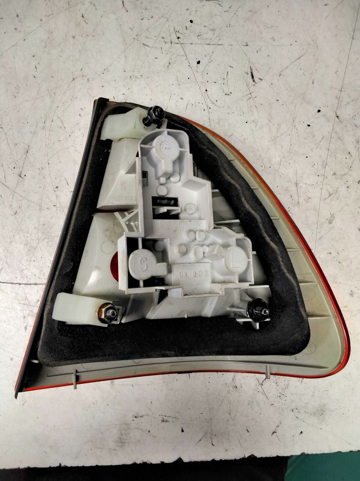 Tail Light Assembly BMW 325I Left 01 02 03 04 05