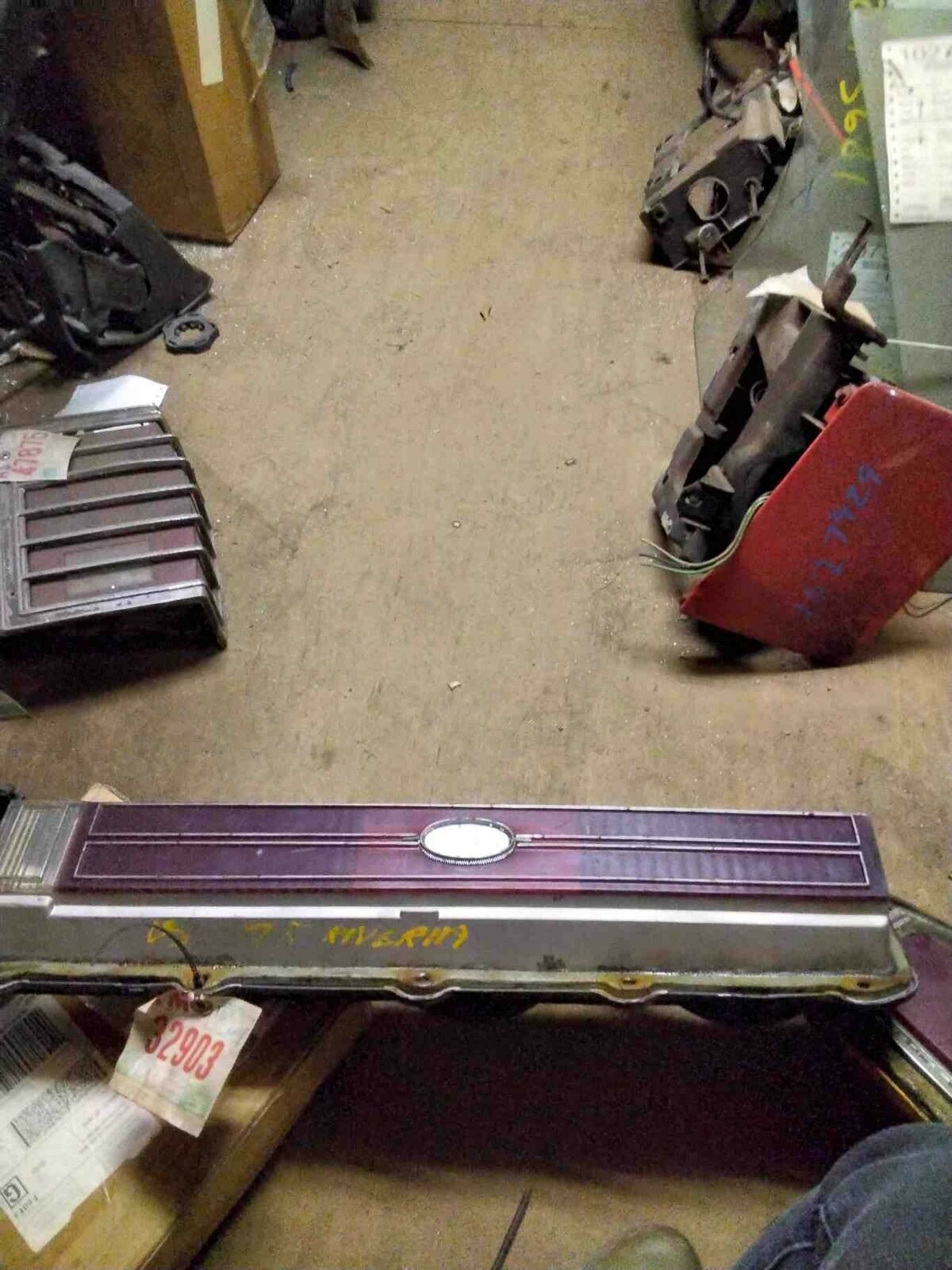 Tail Light Assembly BUICK RIVIERA Left 74 75 76