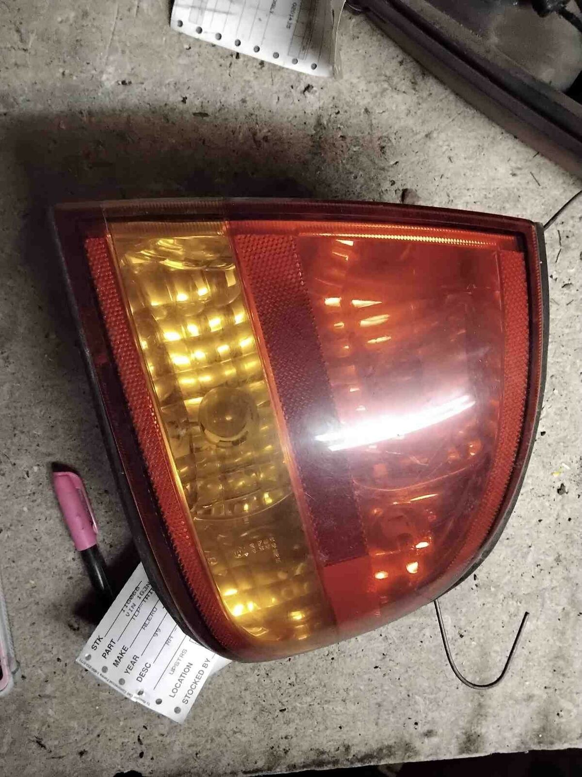 Tail Light Assembly OLDS ALERO Right 99 00 01 02 03 04