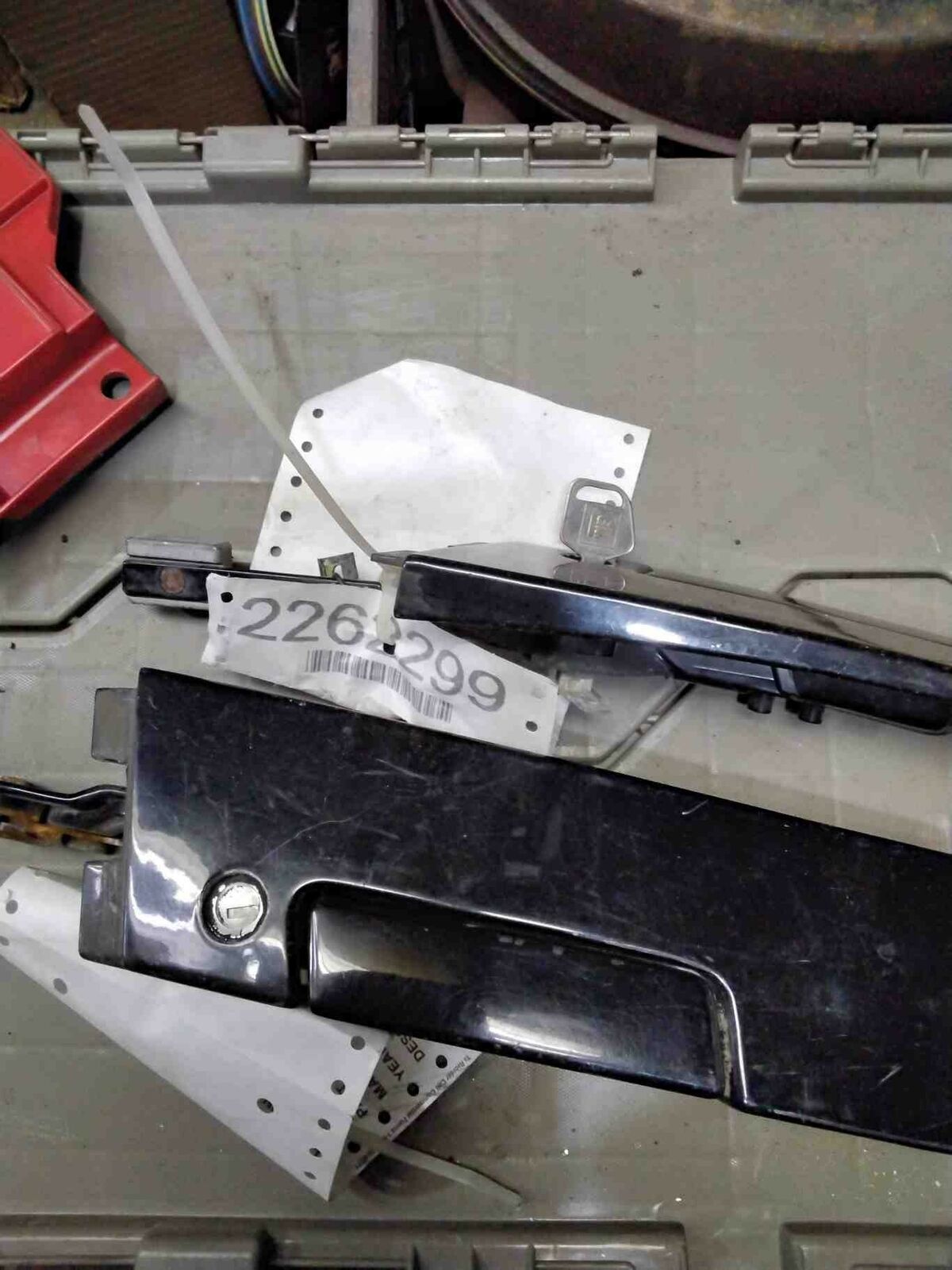 Outside Door Handle PONTIAC GRAND PRIX Right 88