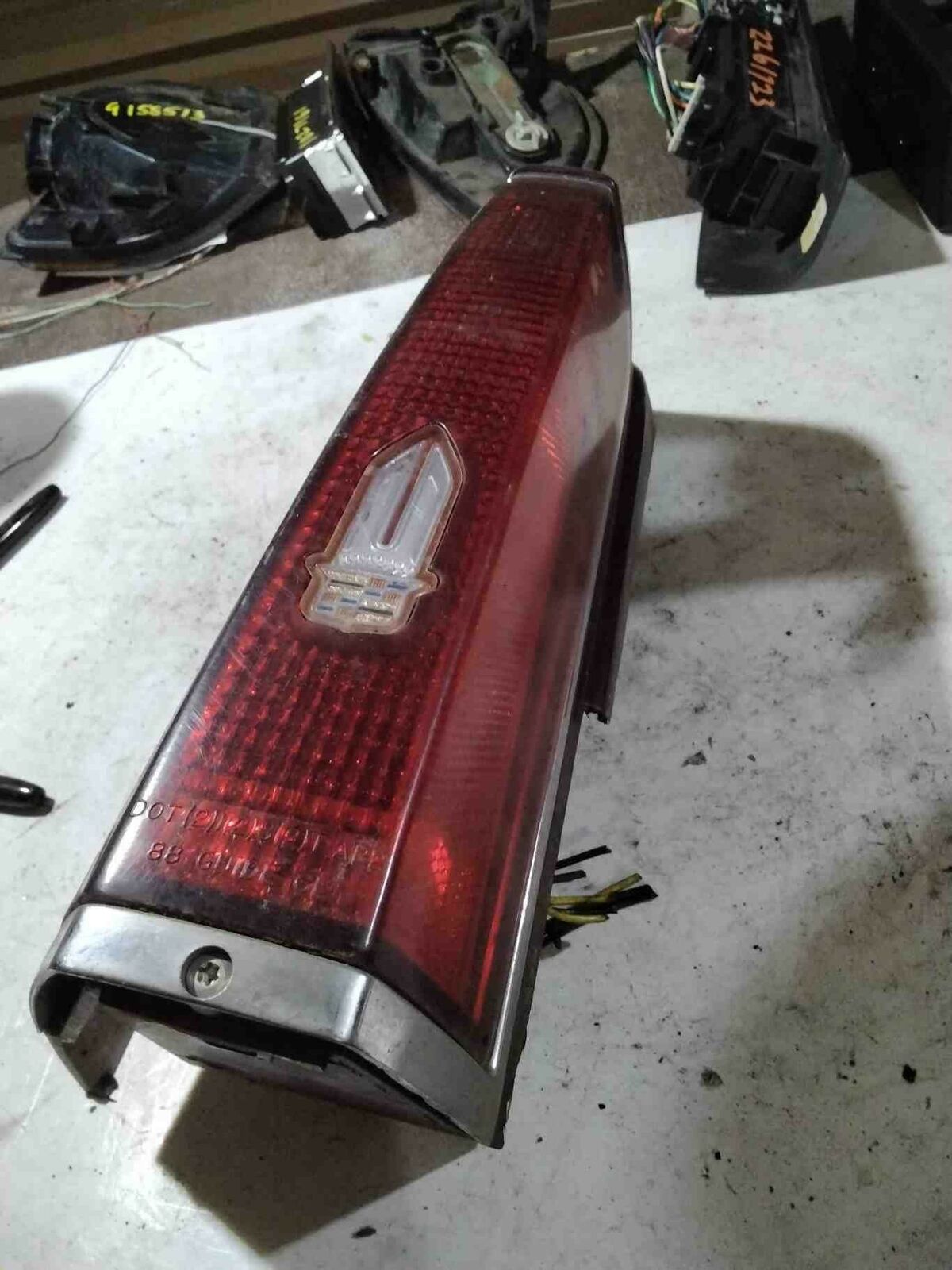 Tail Light Assembly CADILLAC ELDORADO Left 88 89 90 91