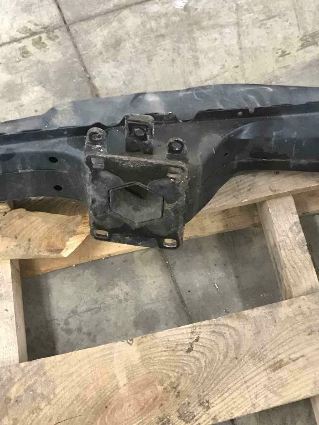 Front Bumper Reinforcement BMW X5 01