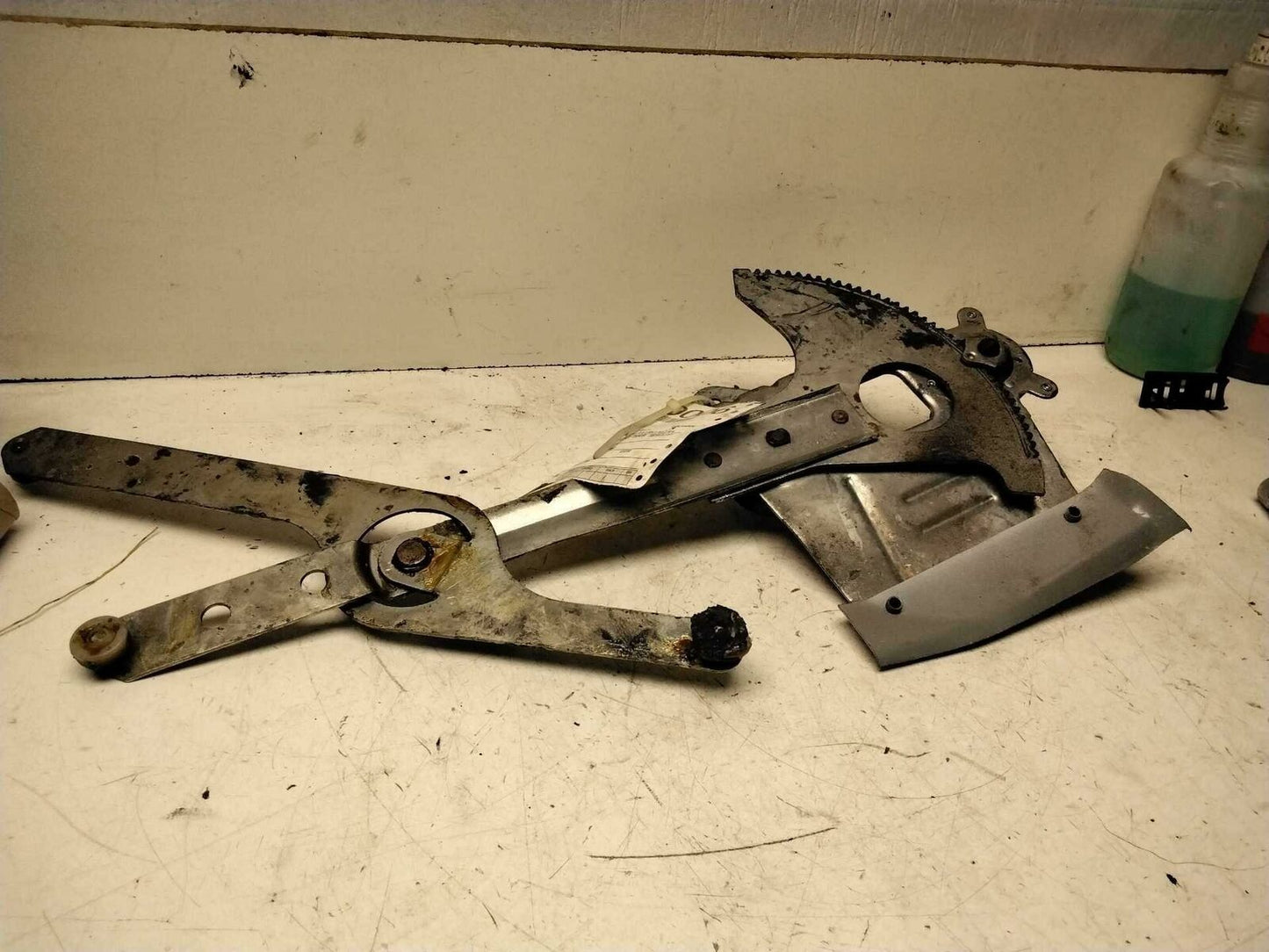 Front Door Regulator S10/S15/SONOMA TRUCK Right 94 95 96 97 98 99 00 01 02 03 04