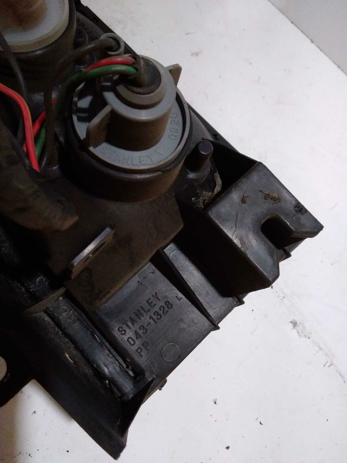 Tail Light Assembly FORD ESCORT Right 91 92 93 94 95 96