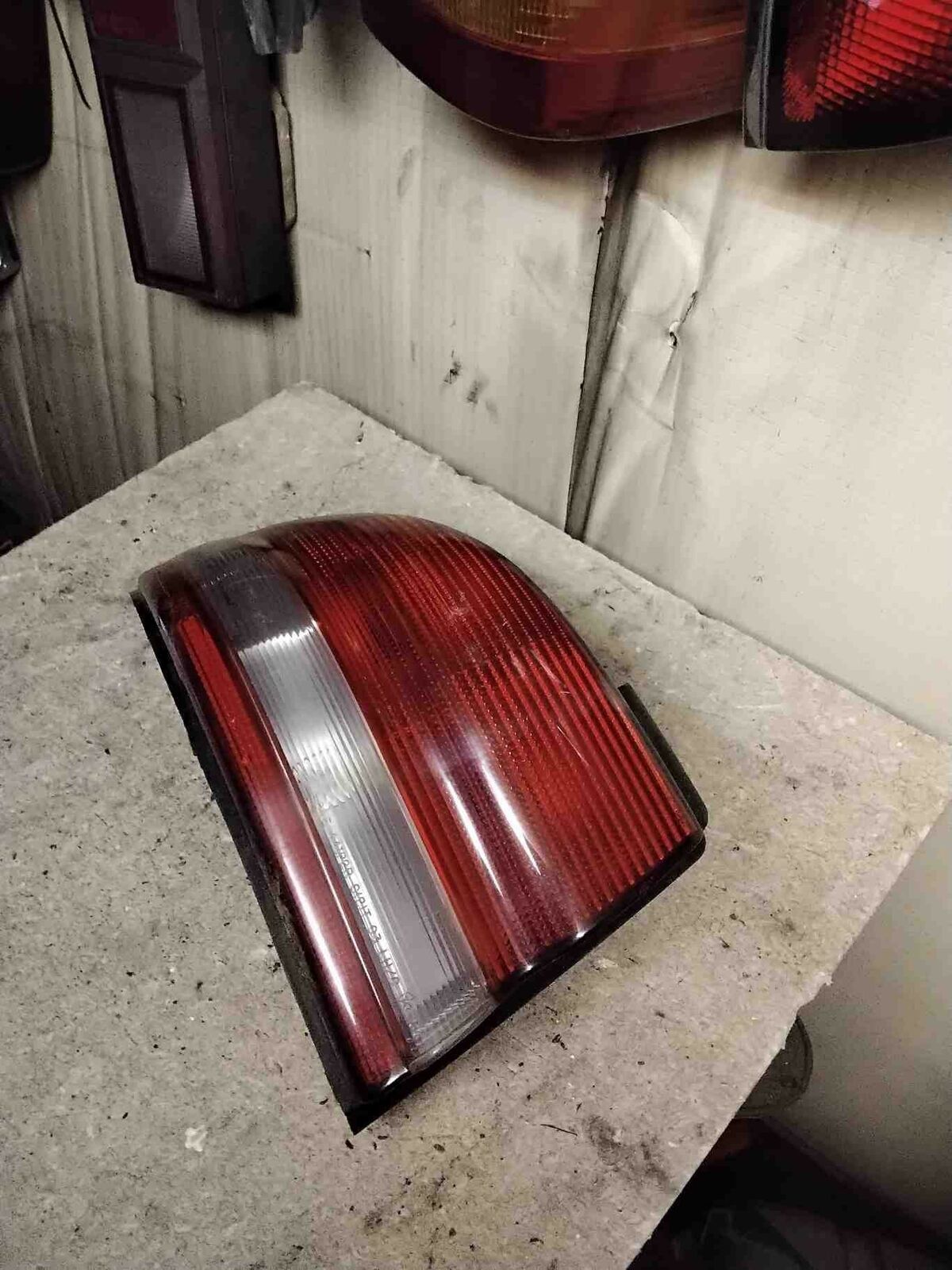 Tail Light Assembly CHRYSLER CONCORDE Left 93 94 95 96 97