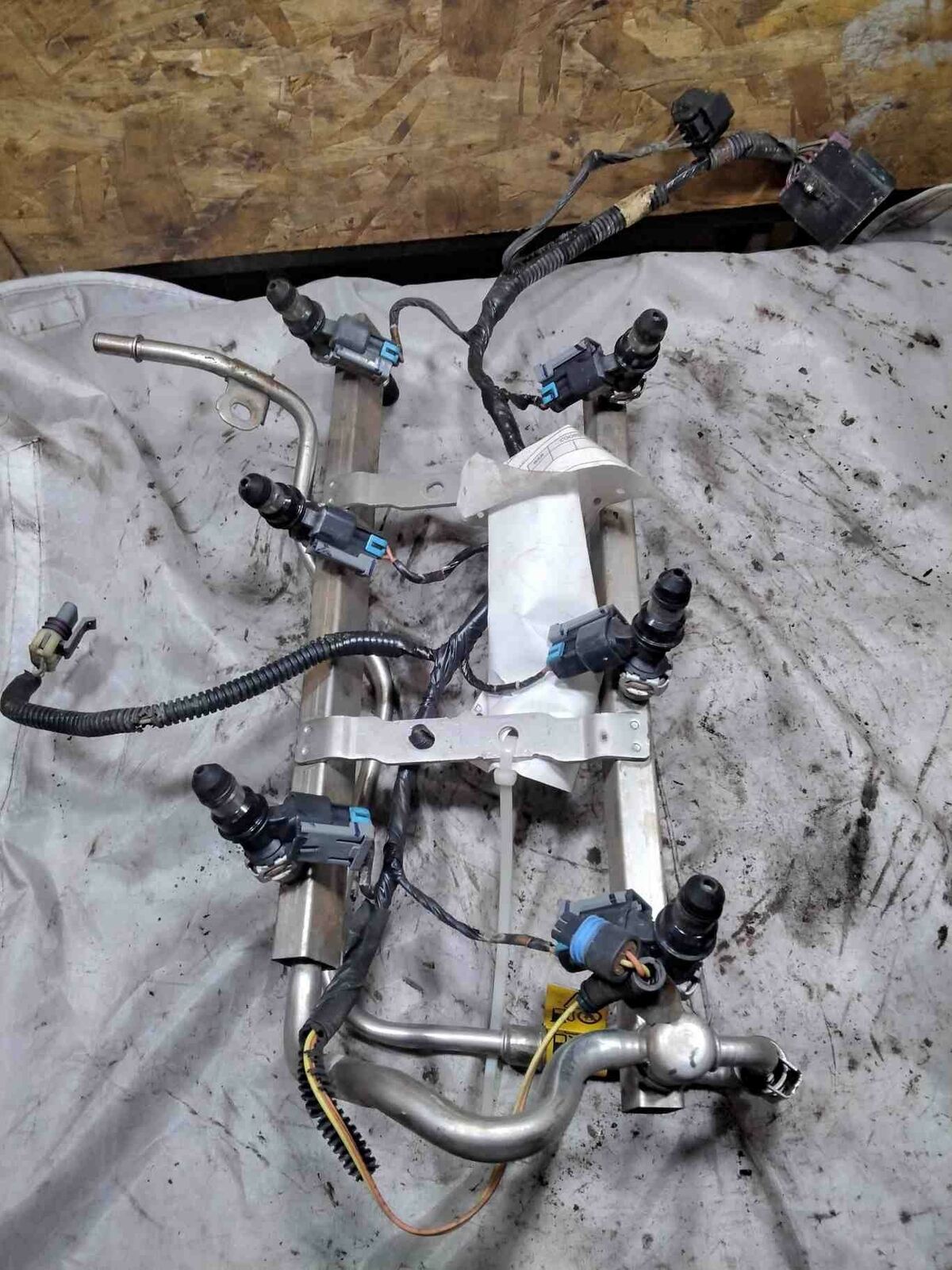 Misc Fuel Injection Parts PONTIAC G6 05 06