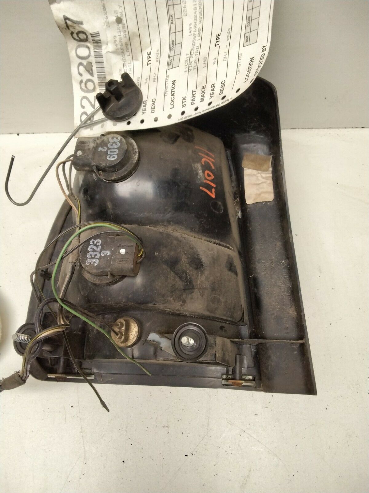 Tail Light Assembly CHRYSLER LHS Right 94 95 96 97