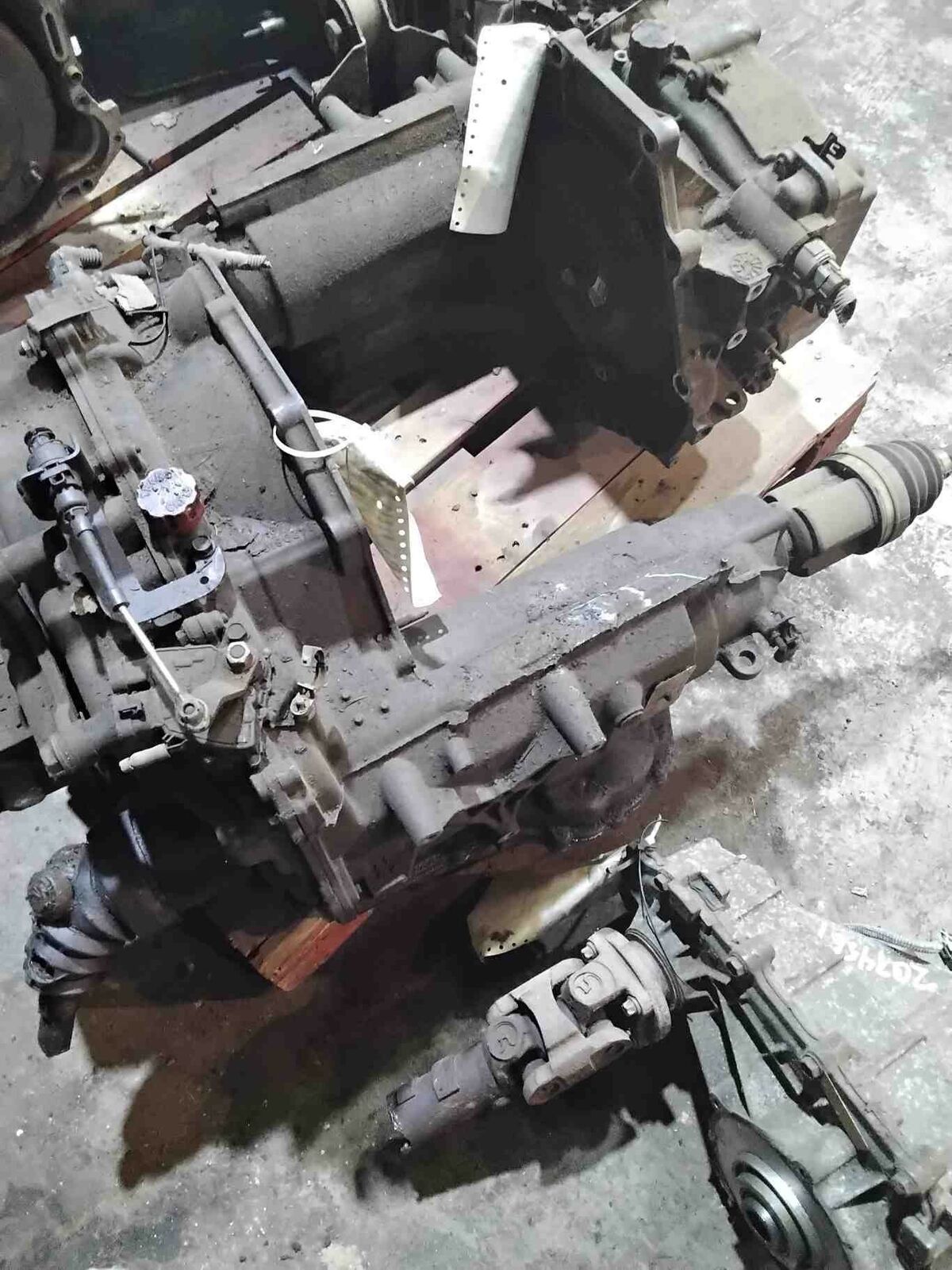 Transmission Assy. CHEVY MALIBU 97 98 99