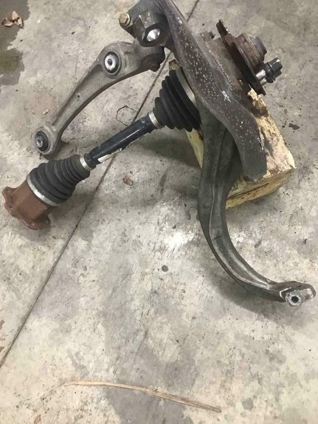 Knee Assembly AUDI S5 Left 08 09 10