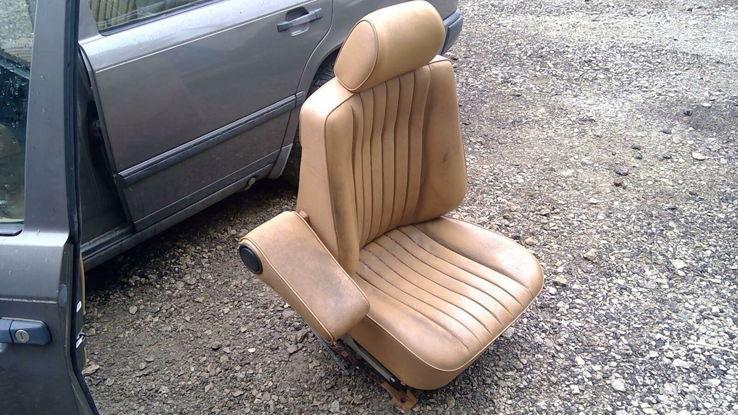 Front Seat MERCEDES 300E 86