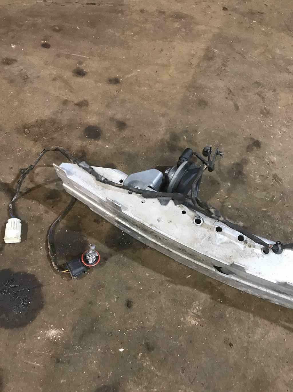 Front Bumper Reinforcement BMW 750 SERIES 09 10 11 12
