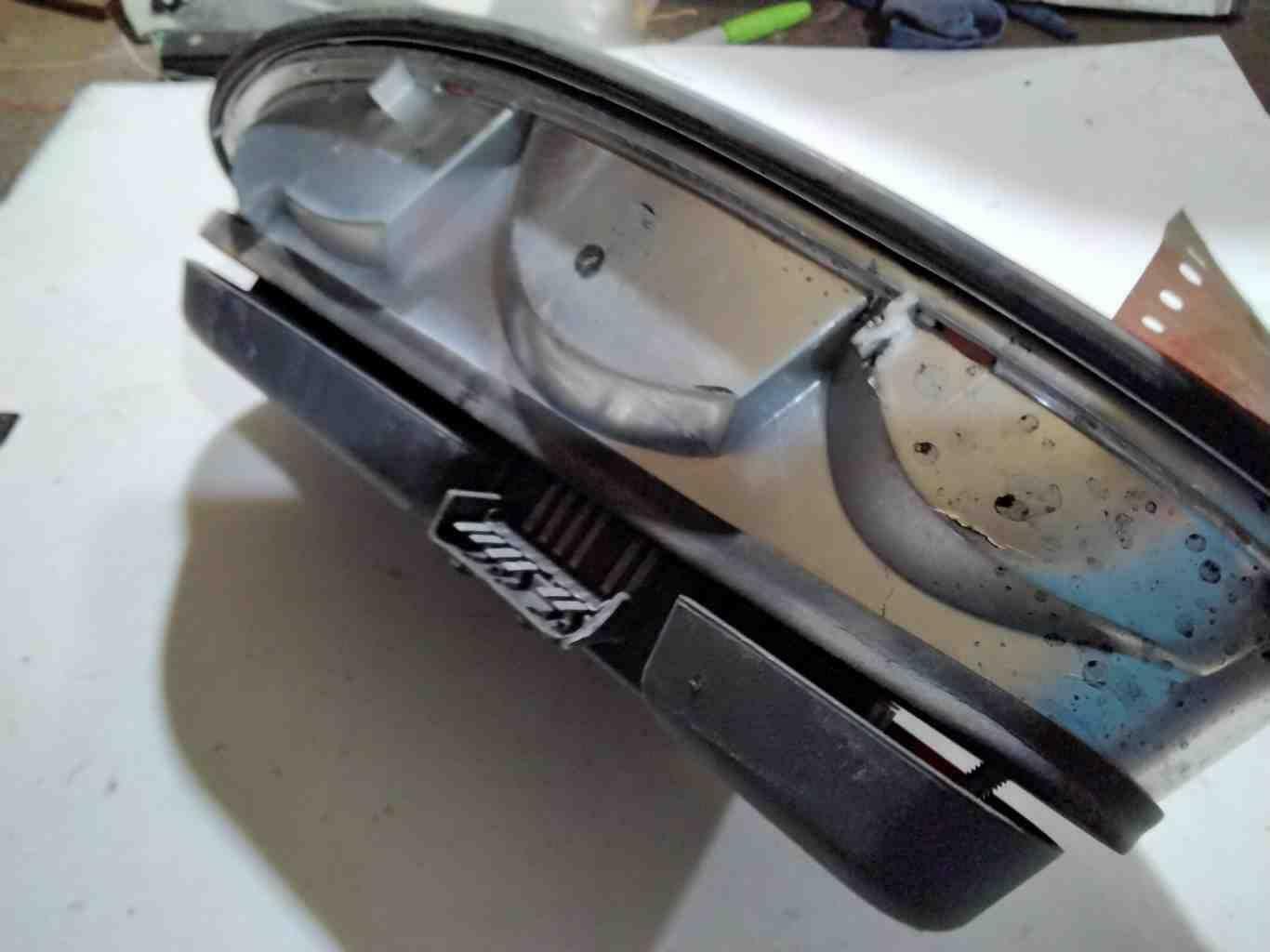 Tail Light Assembly JAGUAR XK8 Left 97 98 99 00