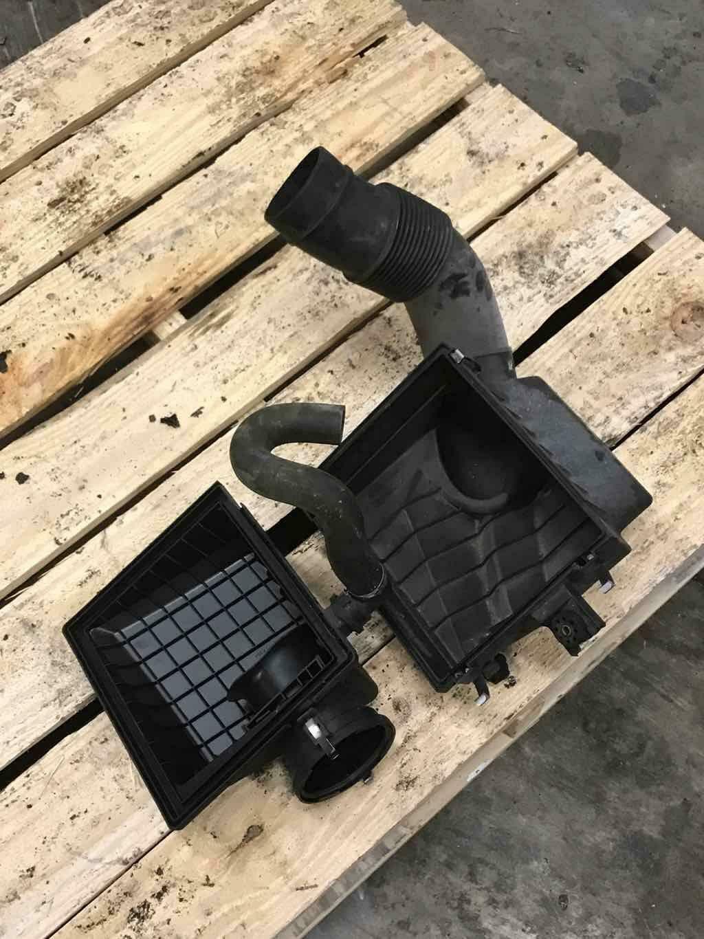 Air Cleaner BMW X5 01