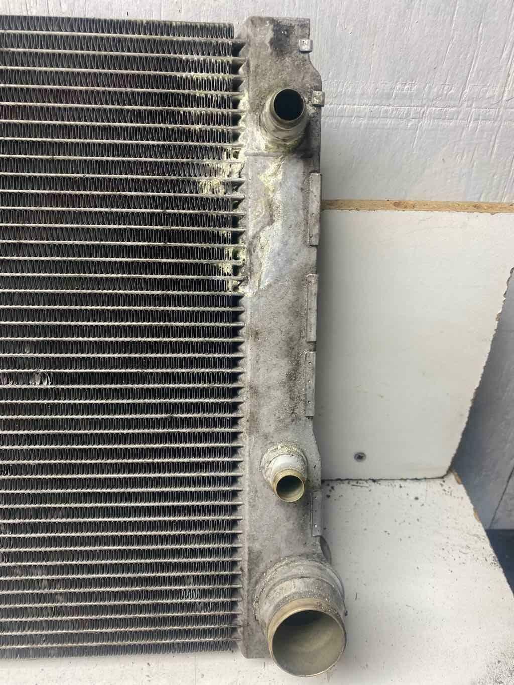 Radiator BMW 535I 11 12 13 14 15 16