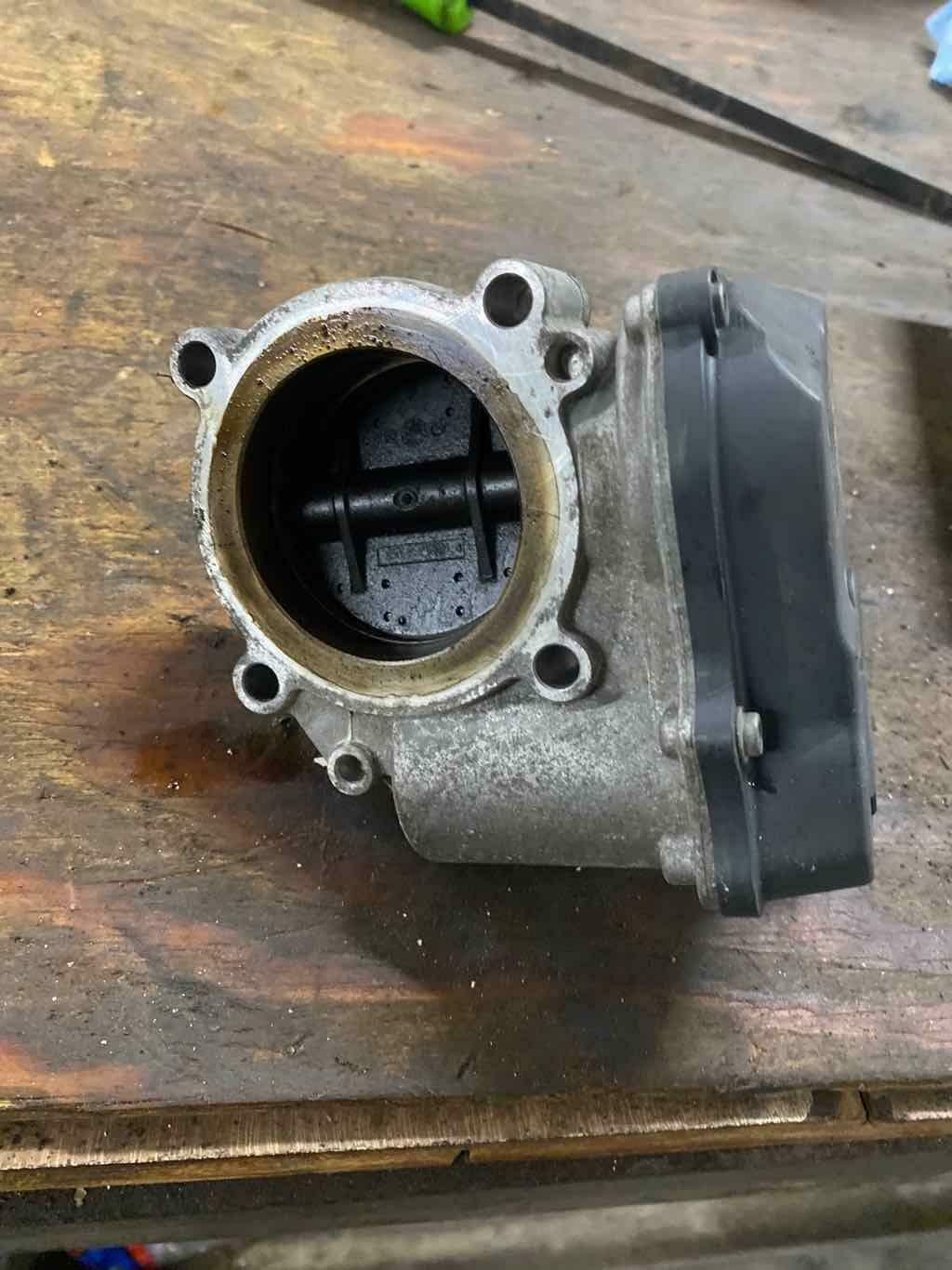 Throttle Body/valve Assy VW CC 09 10 11 12 13 14 15 16 17