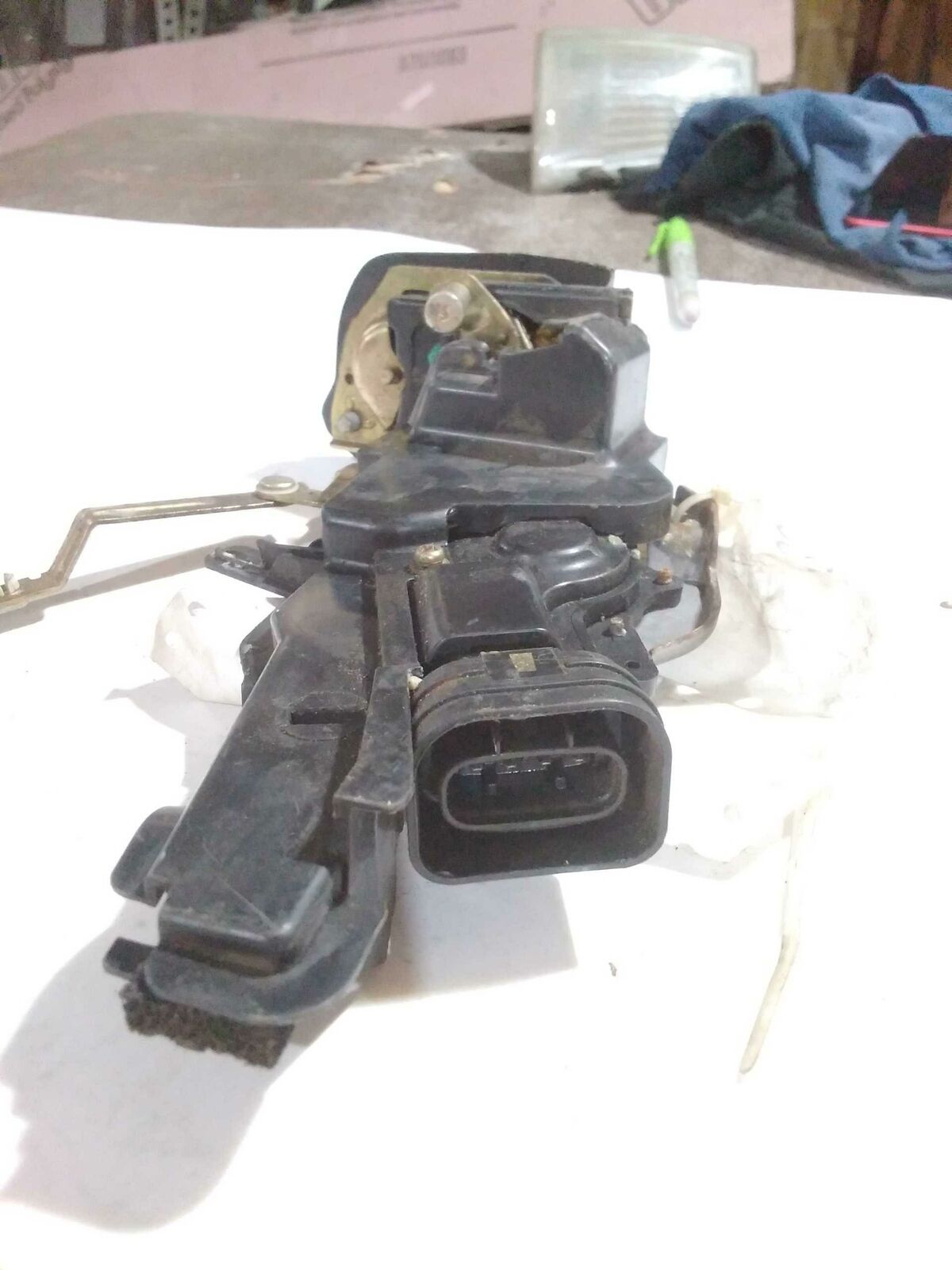 Rear Door Latch TOYOTA CAMRY Left 98