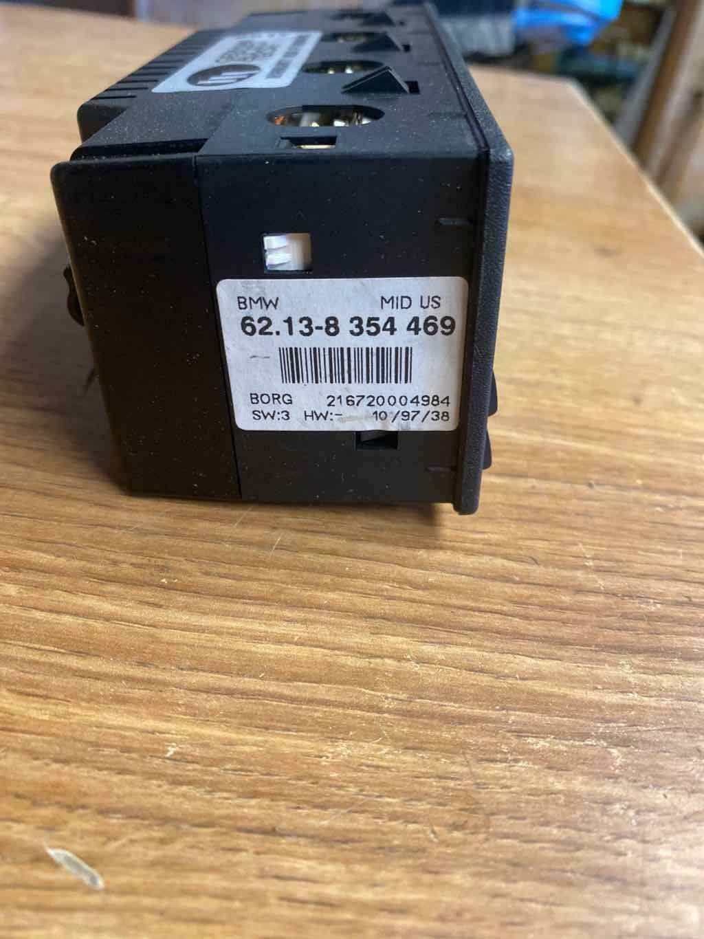 BMW E31 MID Display 62 13 8 354 469 $200 refundable core charge included