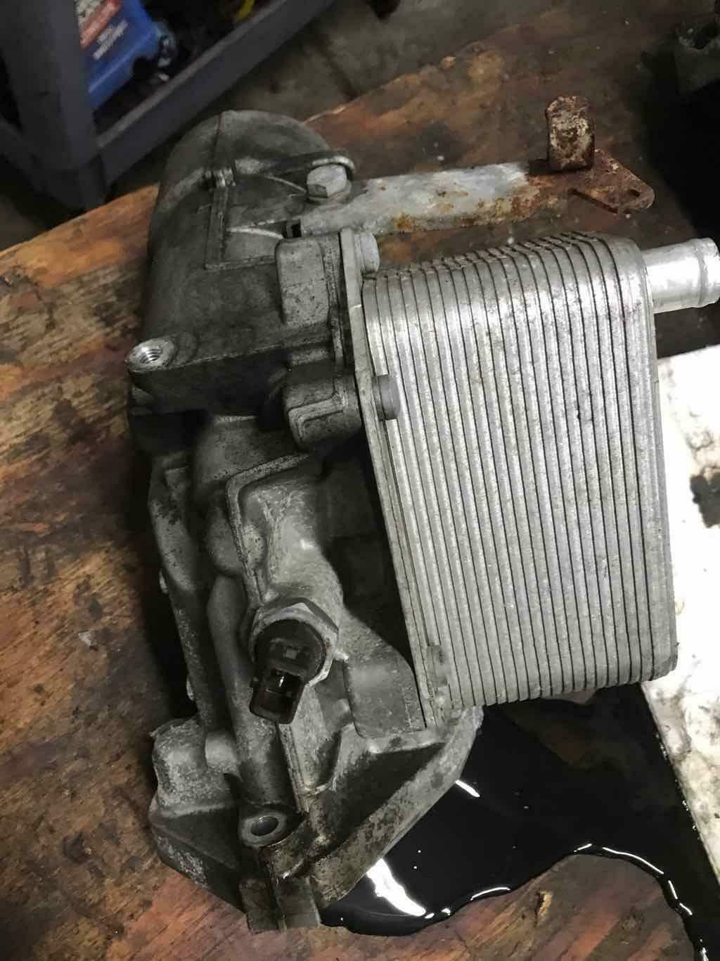 Oil Filter Housing BMW X5 11 Diesel