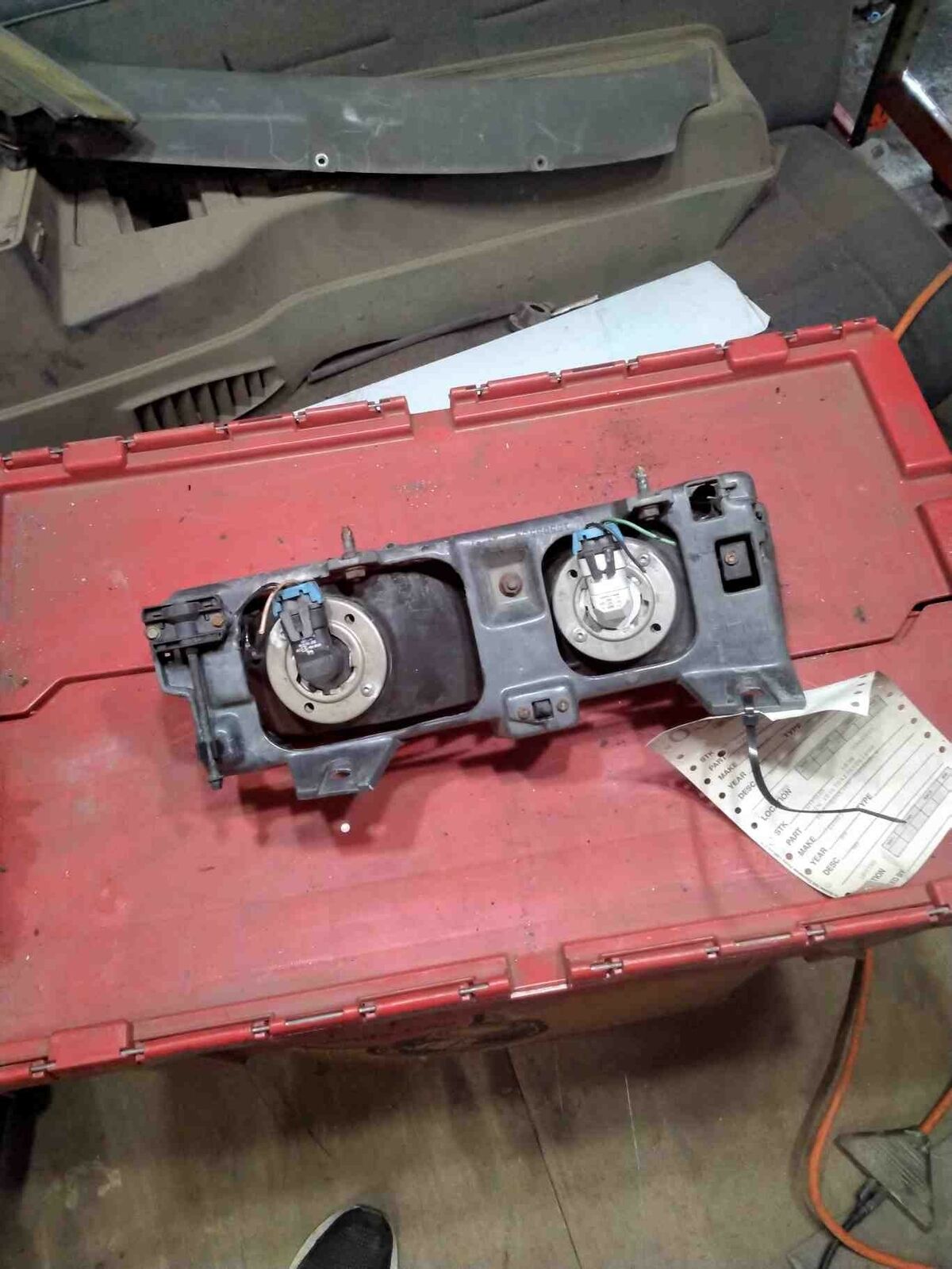 Headlamp Assembly CHEVY CORSICA Right 87 88 89 90 91 92 93 94 95 96