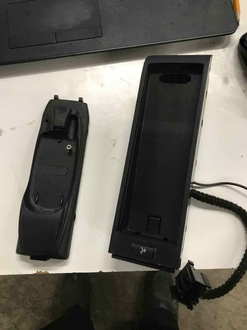 Mobile Telephone BMW M3 02