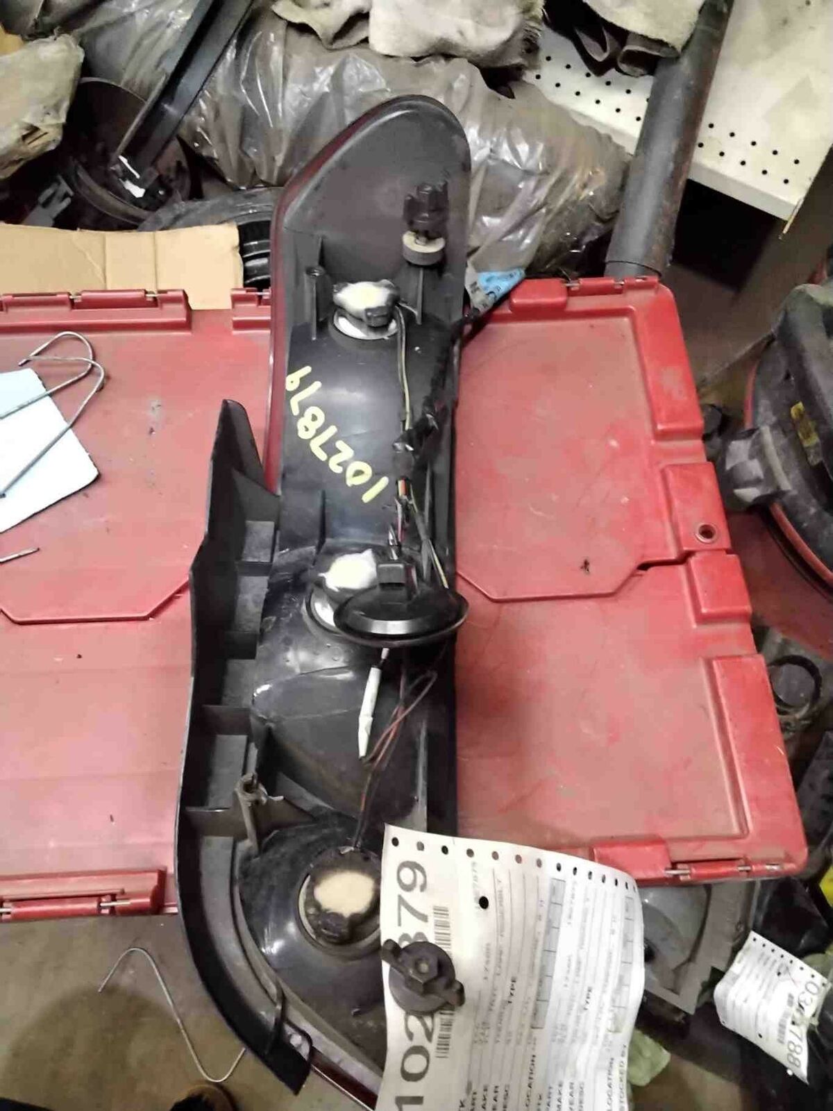 Tail Light Assembly FORD TAURUS Left 92 93 94 95