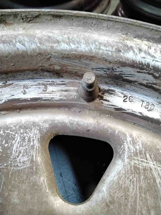 Wheel GMC SAFARI 85 86 87 88 89 90 91 92 93 94 95