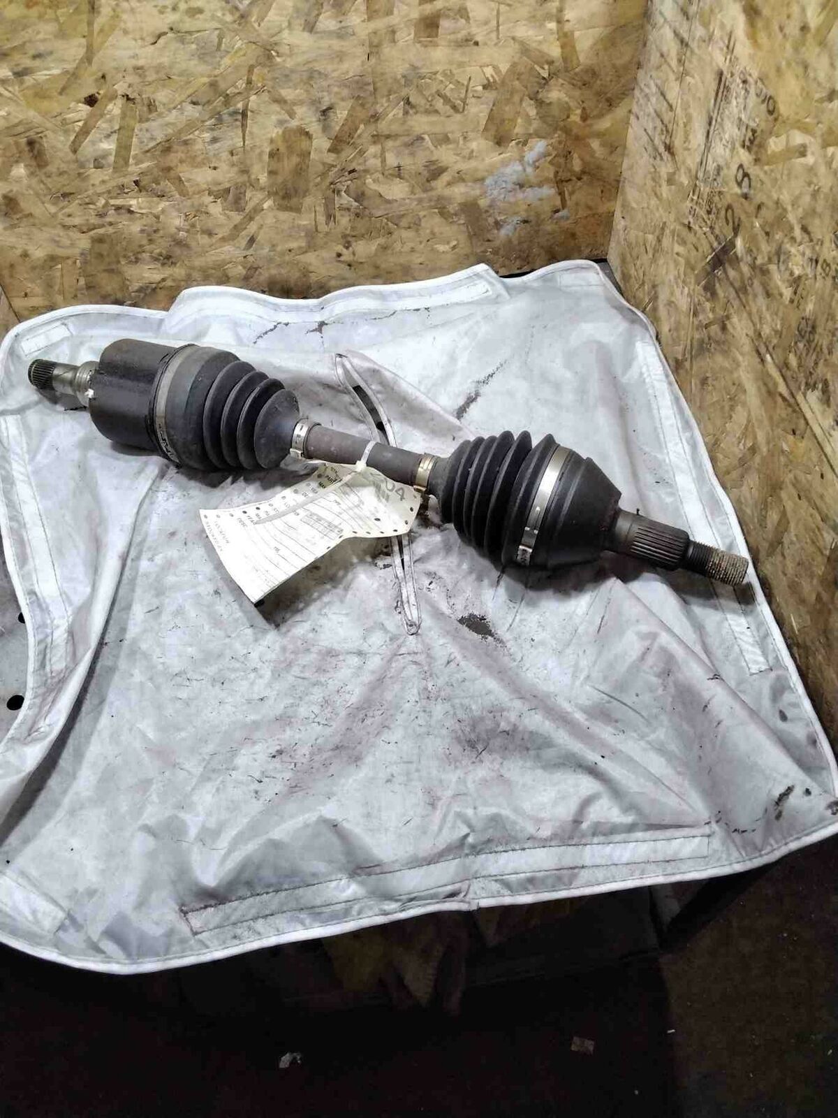 Axle Shaft CHEVY MALIBU Right 97 98 99 00 01 02 03 04 05