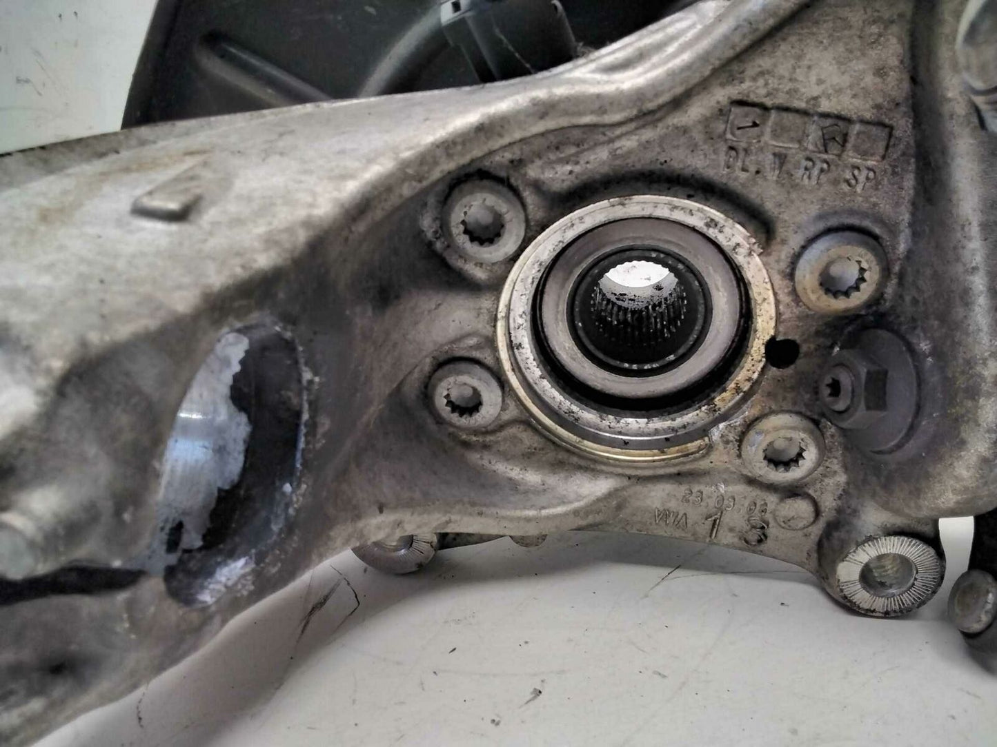 Spindle Knuckle Front VW CC Right 09 10 11 12 13 14 15 16 17