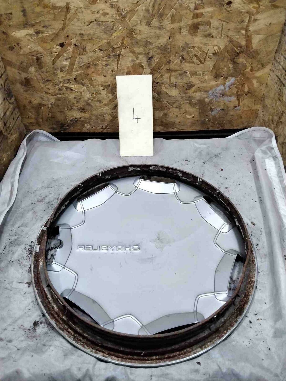 Wheel Cover CHRYSLER LEBARON 85 86