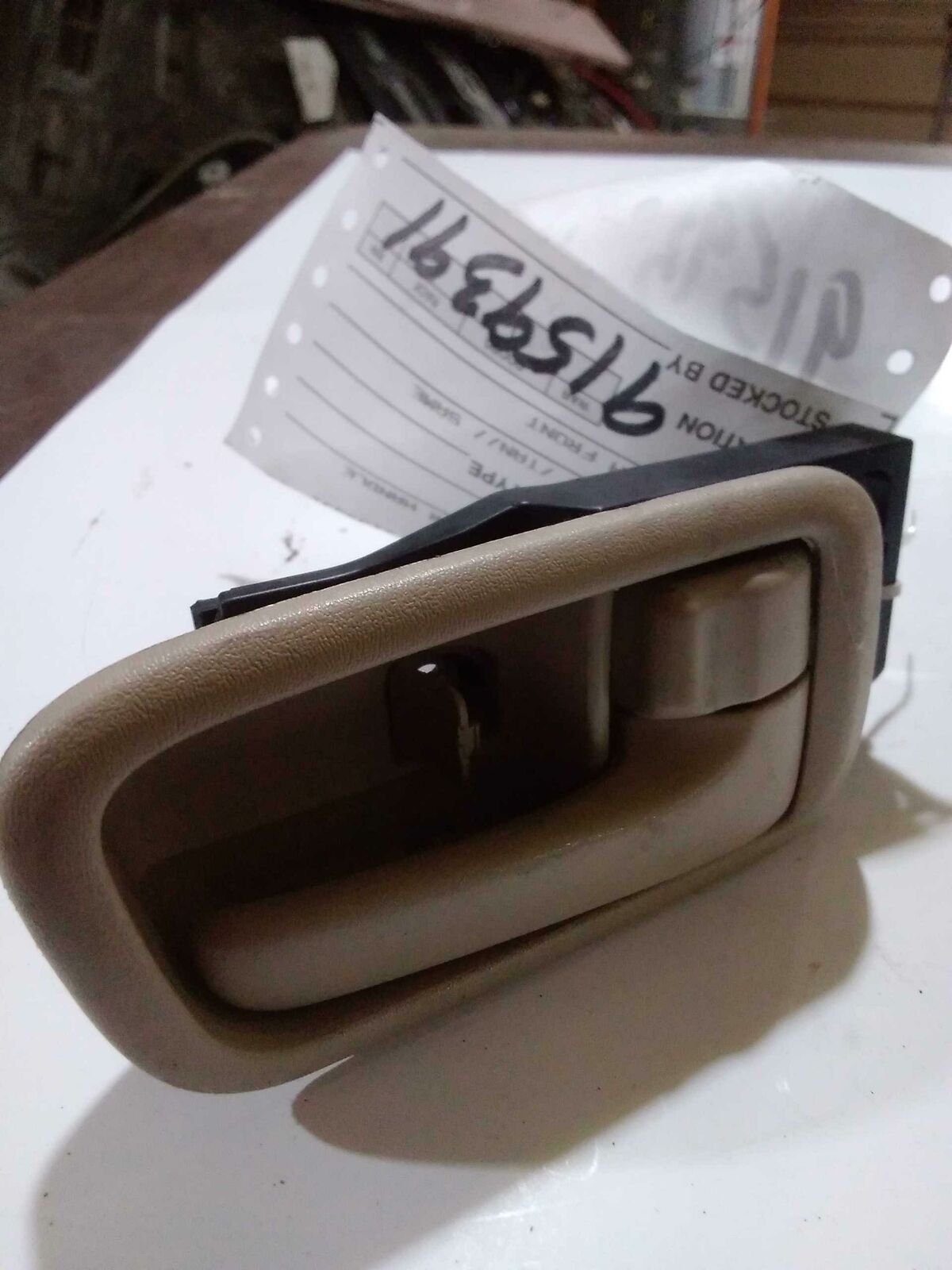 Inside Door Handle TOYOTA HIGHLANDER 04