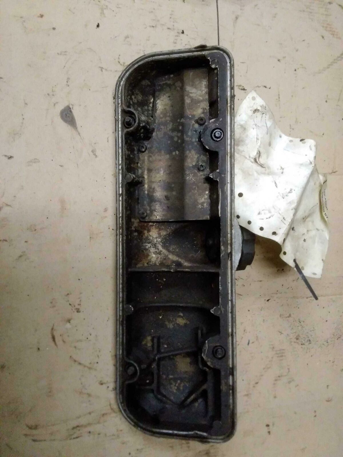 Valve Cover OLDS SIHLOUETTE 97