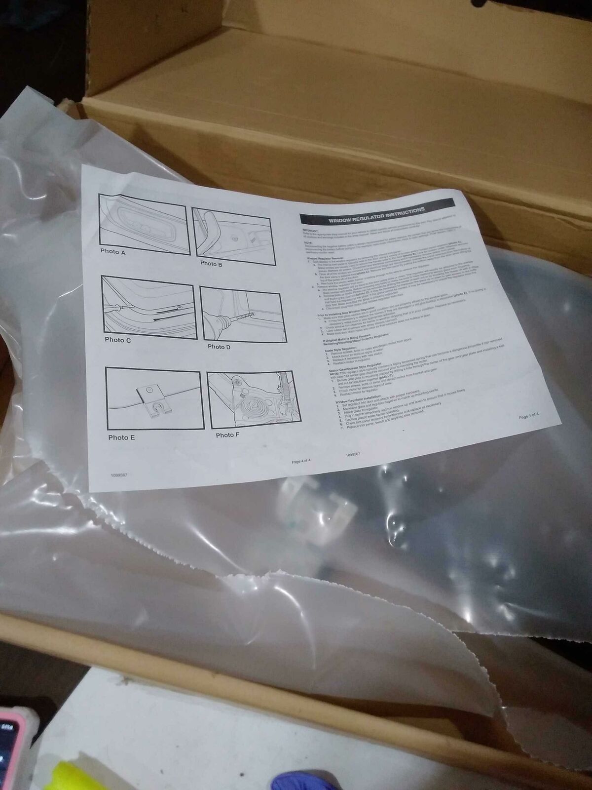 Front Door Regulator CHRYSLER TOWN CNTRY Right 04 05 06 07