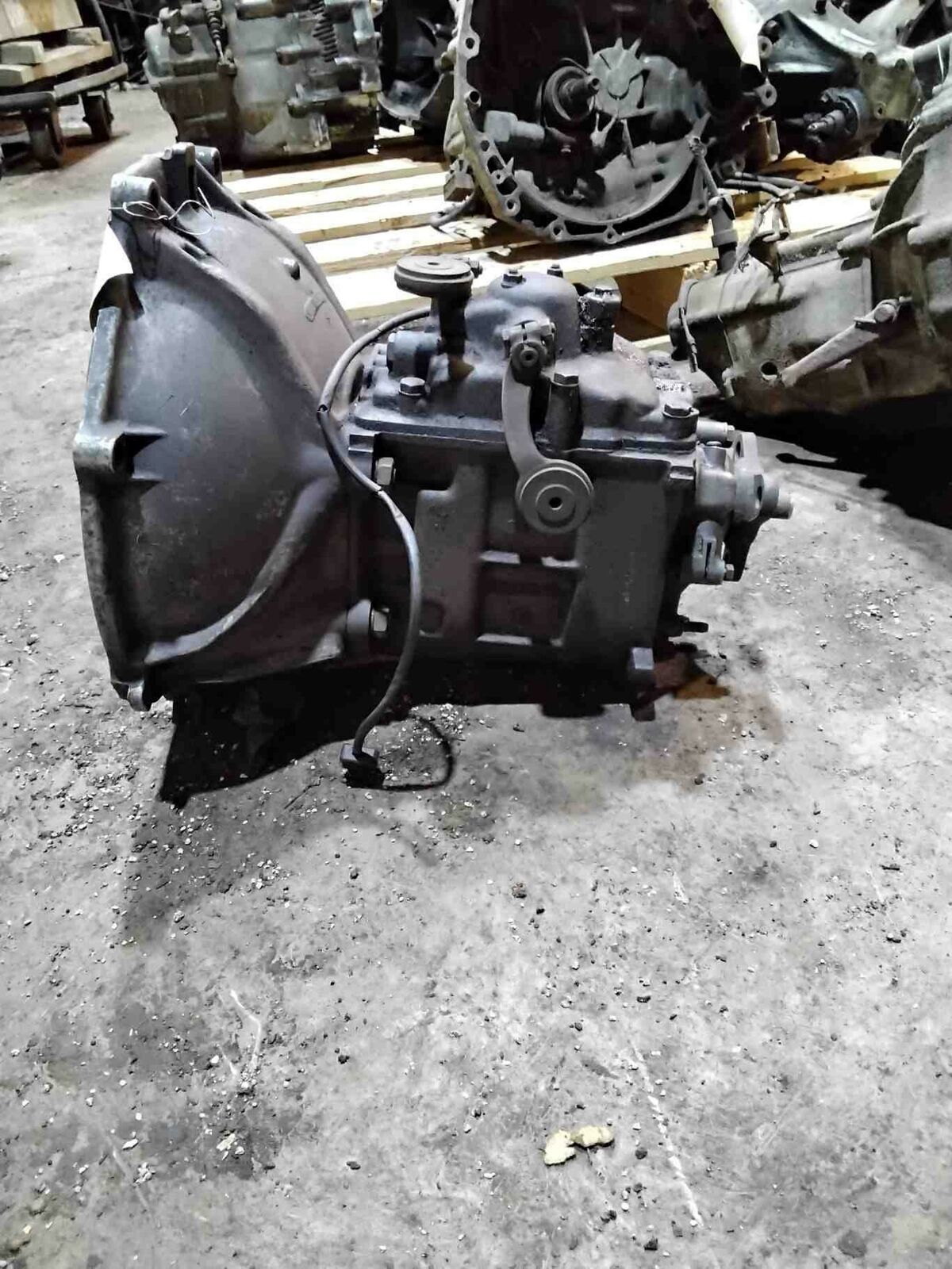 Transmission Assy. Manual MERCEDES 220 65