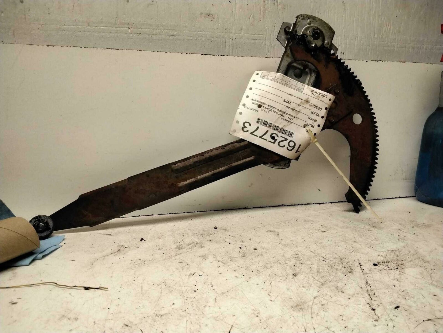 Front Door Regulator CHEVY LUMINA VAN Right 90 91 92 93 94 95 96