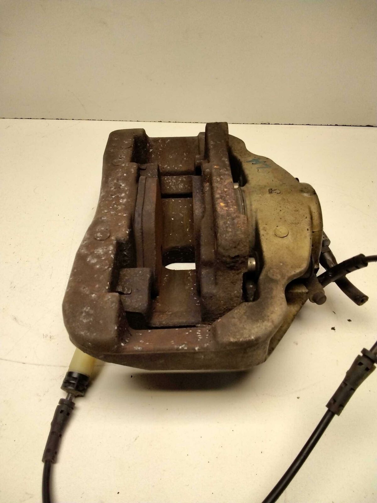 Caliper BMW 530I Left 06 07