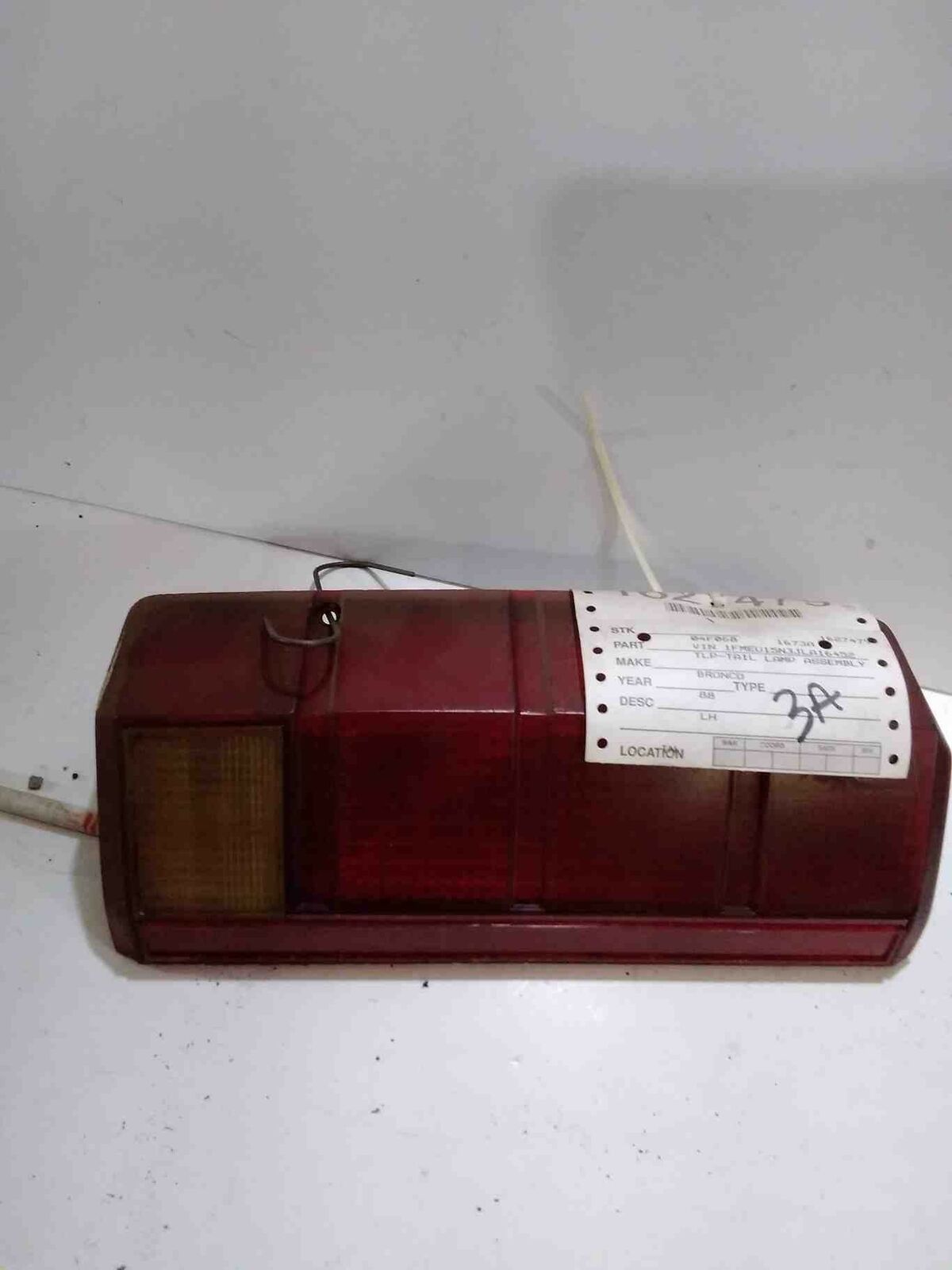Tail Light Assembly FORD BRONCO Left 87 88 89 90 91 92 93 94 95 96 97