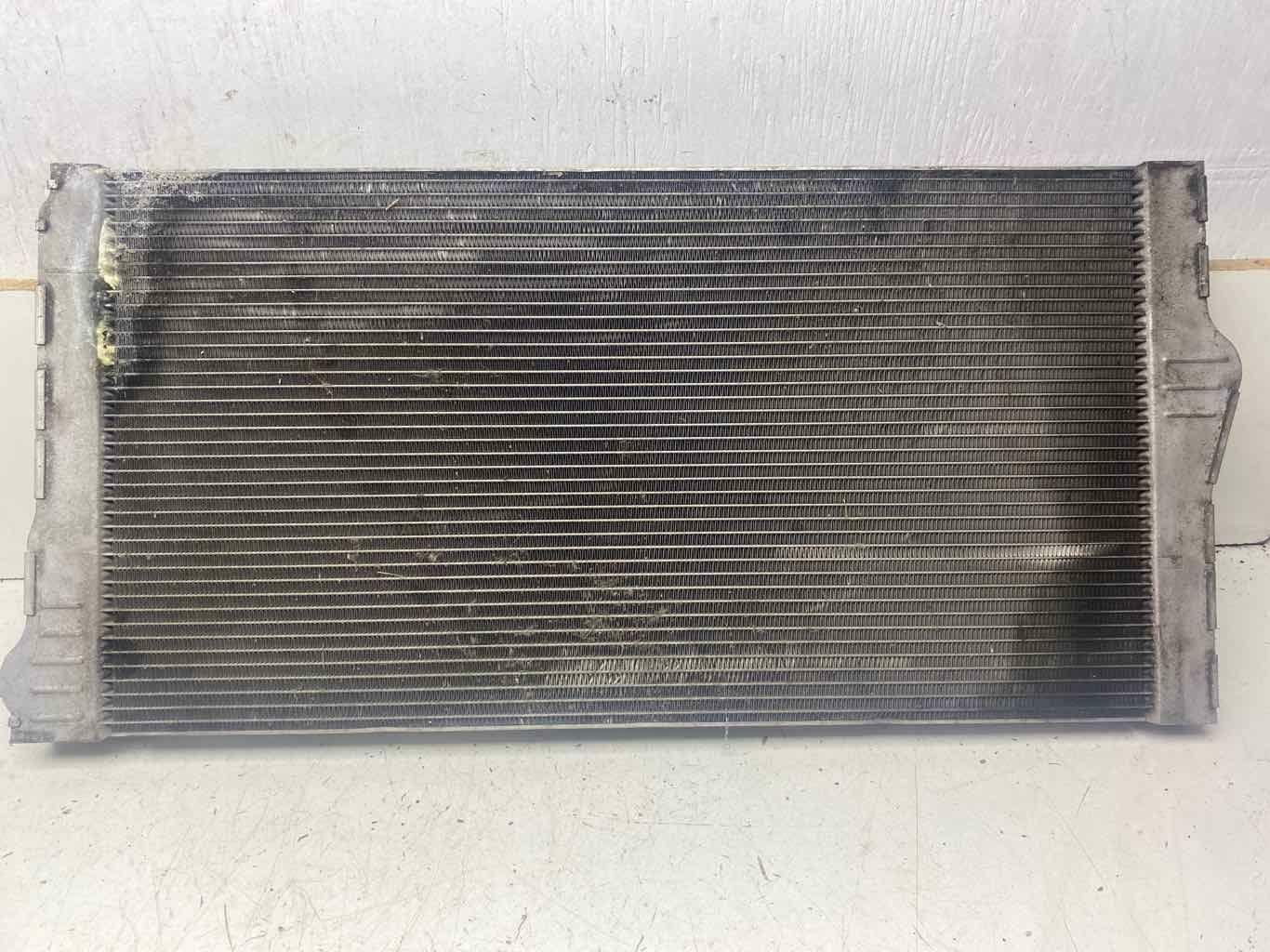 Radiator BMW 535I 11 12 13 14 15 16