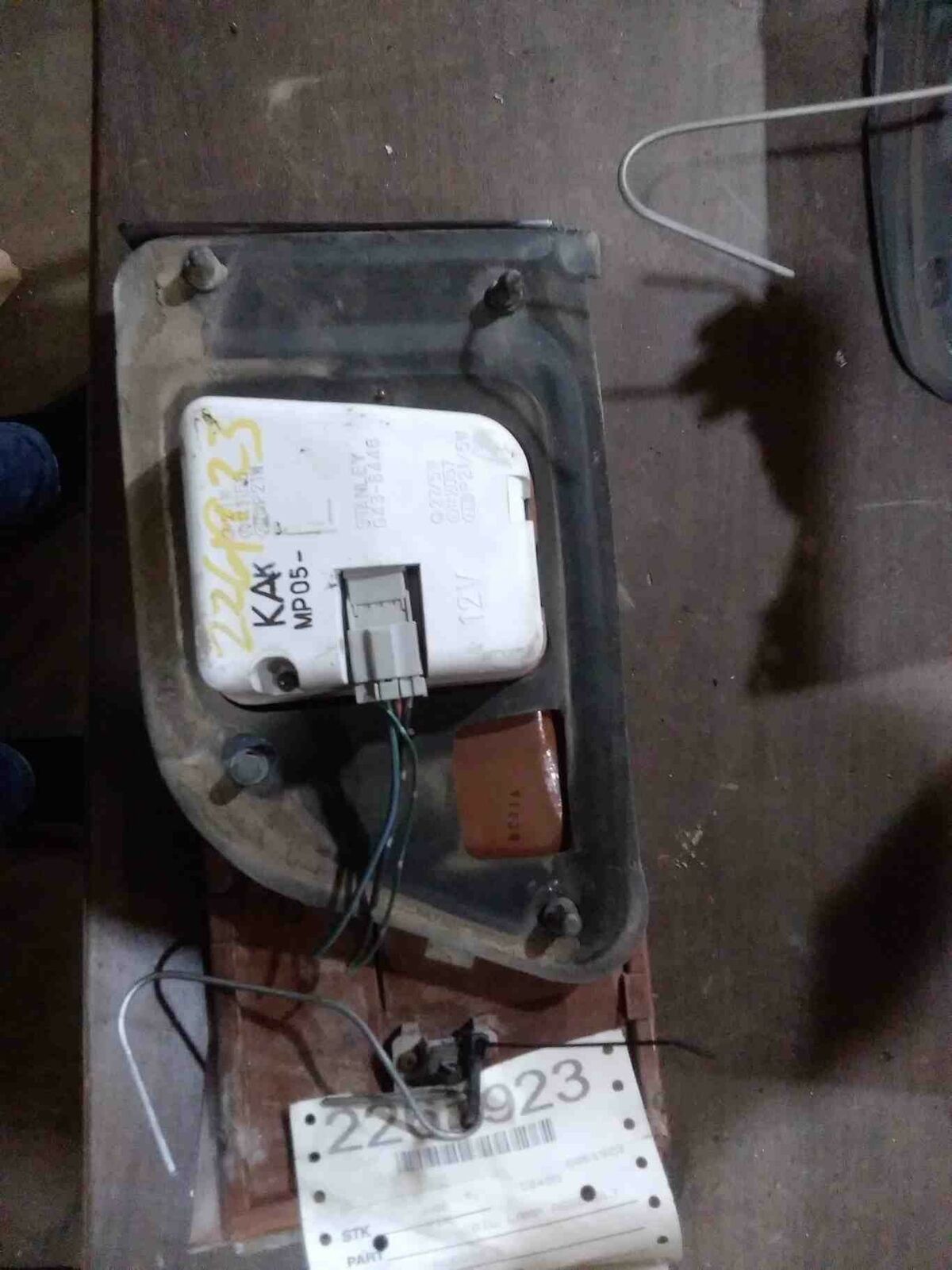 Tail Light Assembly HONDA ACCORD Left 90 91