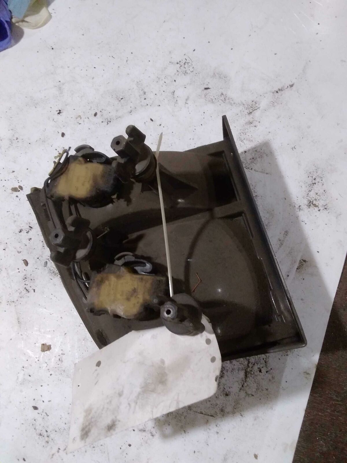 Tail Light Assembly (Pontiac 2000) P2000 Left 90