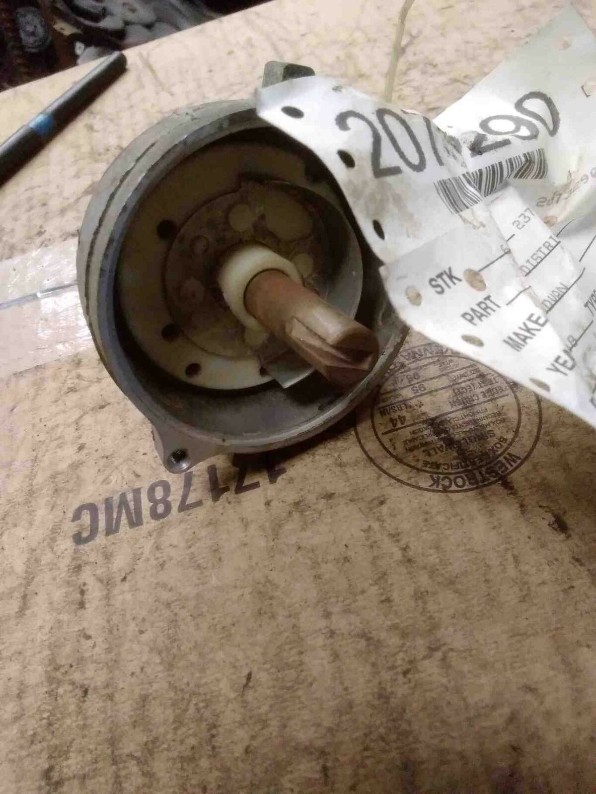 Distributor DODGE VAN (FULL SIZE) 98