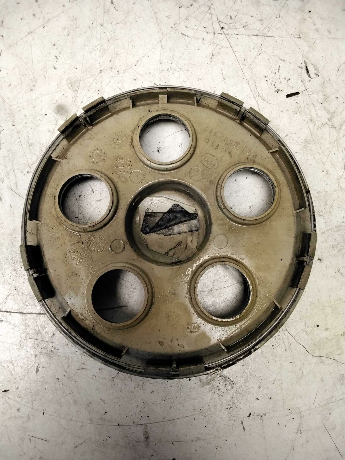 Center Cap BUICK LESABRE 99