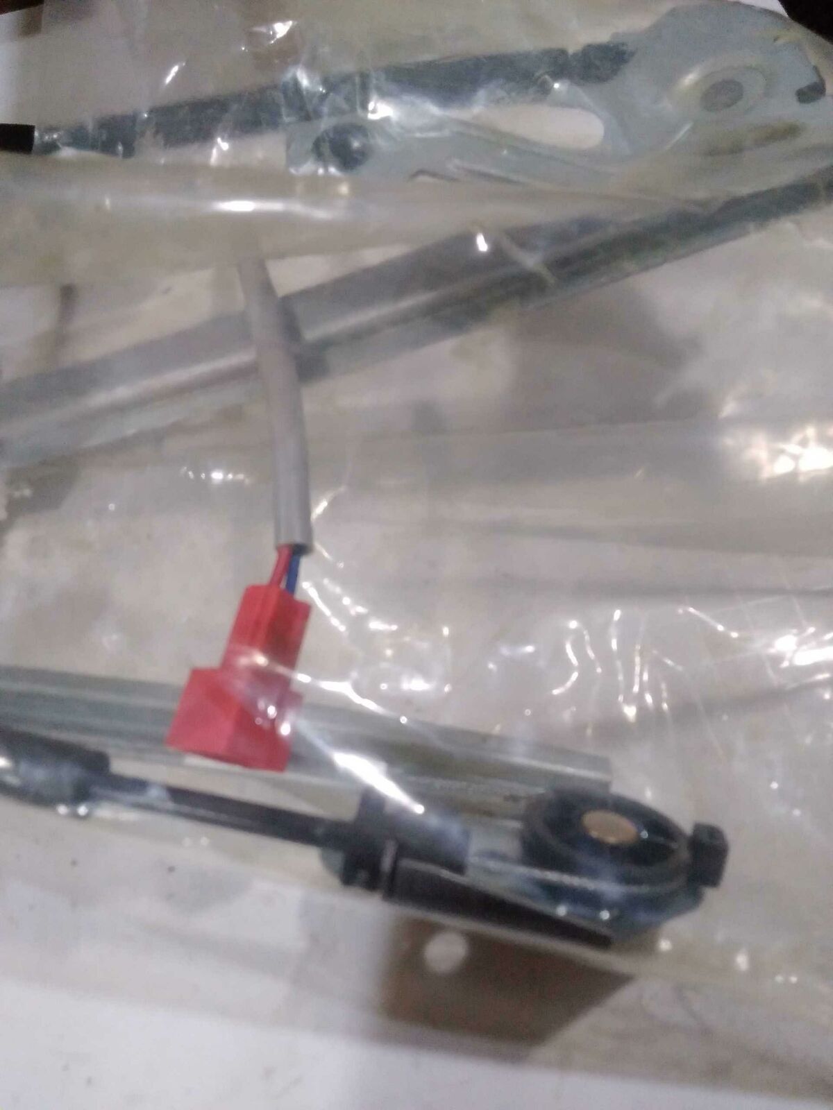 Front Door Regulator DODGE CARAVAN Left 01 02 03