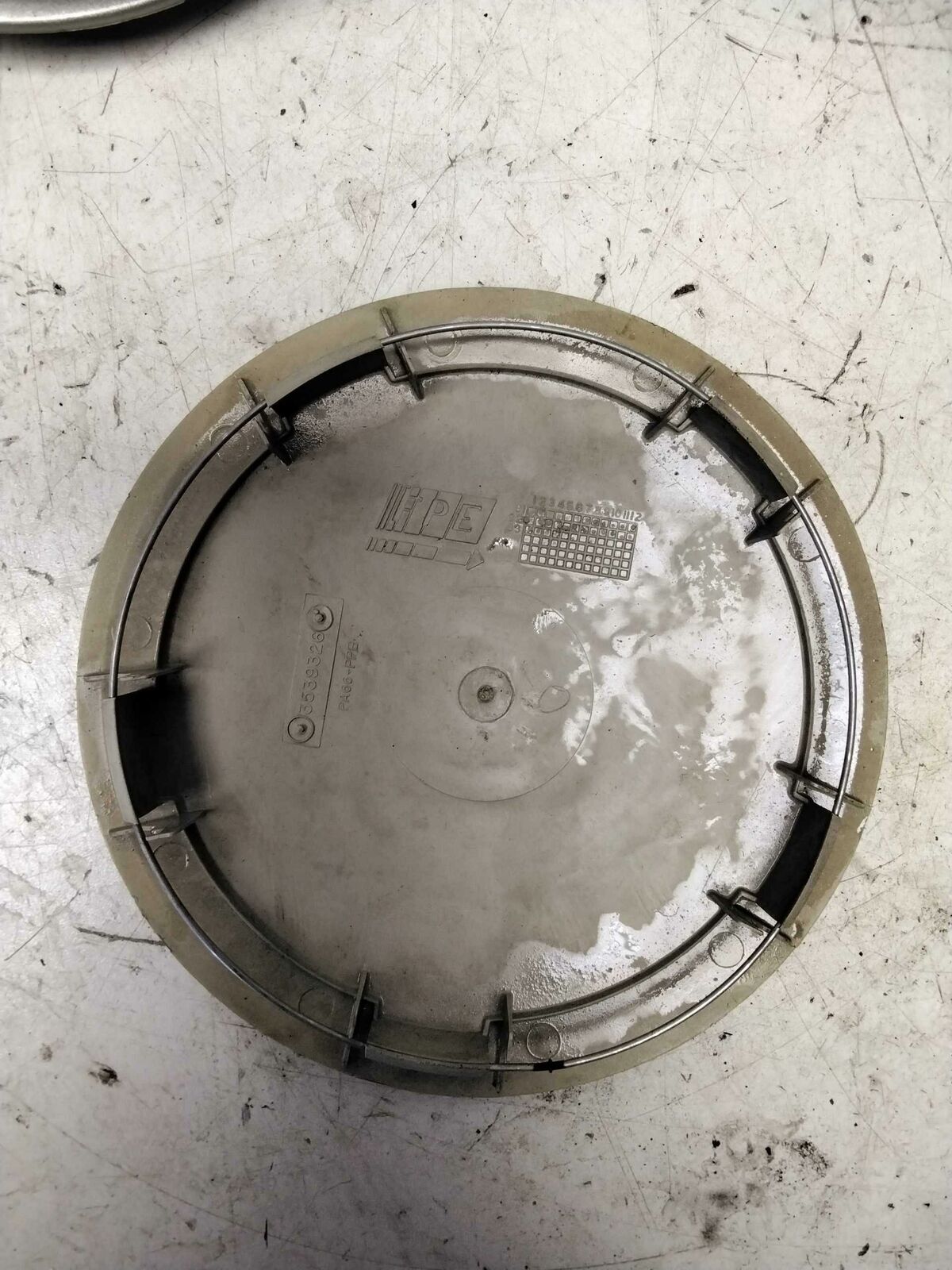 Center Cap CADILLAC ELDORADO 92