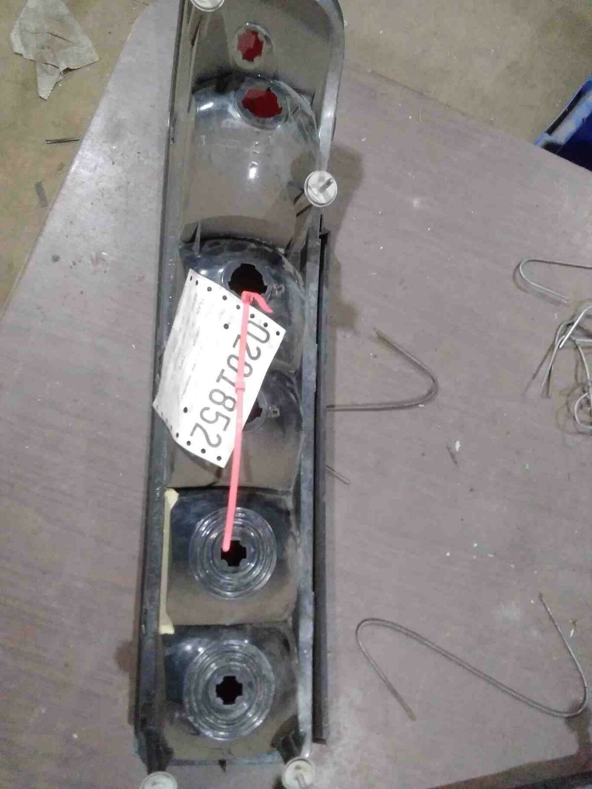 Tail Light Assembly CHEVY LUMINA Right 90 91 92 93 94